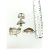 Image 2 : 3 STERLING BROOCHES OWL, GIRL, PORCUPINE