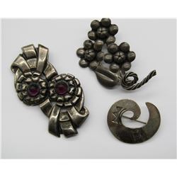 3 PENDANTS TONED- FLOWER/STONES/ENGRAVED
