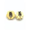 Image 2 : BONE OR IVORY FLOWER CLIP ON EARRINGS