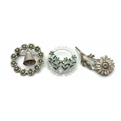 3 BROOCHES VINTAGE- FLORAL, BELL, GREEN