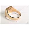 Image 2 : Birks gent's 14kt yellow gold ring set with three small diamonds