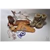 Image 1 : Selection of Native collectibles including a pair of leather gloves with with fringed edge and beadw