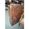 Image 2 : Antique steamer wardrobe fitted with drawers and original hangers, made by Eveleigh Baggage, "Canada