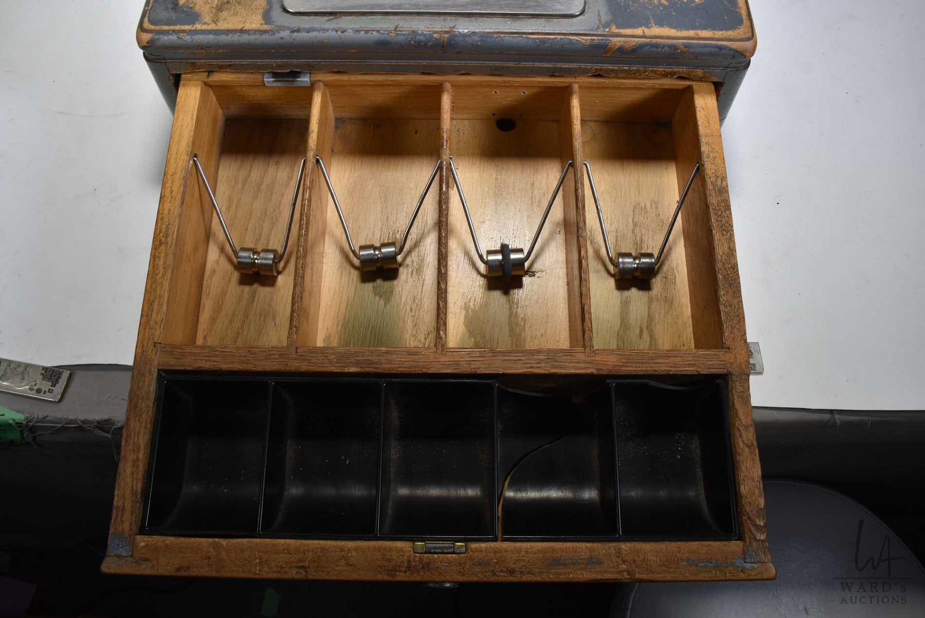 Antique combination adding machine/cash register by R.C. Allen