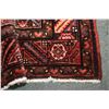 Image 2 : 100% handmade Iranian " Hossien Abad" carpet with geometric design, multiple borders in shades of re