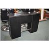 Image 2 : Three salon workstation with drawers