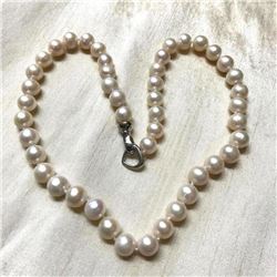 9-10mm White Cultured Pearls 18" Necklace