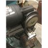 Image 11 : ROYAL OAK MODEL 25 R-O FORM AND RELIEF GRINDER