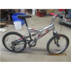 Mongoose DXR Aluminum Boys Pedal Bike