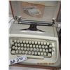 Image 2 : New Royal Safari Typewriter, JVC Video Camera