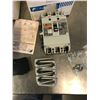 Image 2 : (3) FUJI BW125JAGU 15/20/40A CIRCUIT BREAKER