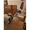 Image 2 : Lot including exercise bike