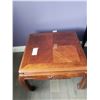 Image 2 : Wood end table