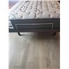 Image 3 : Adjustable new Queen bed
