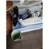 Image 5 : Lot of storage solutions