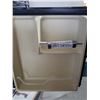 Image 3 : Mini fridge C