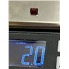 Image 2 : 2 ct. Natural Garnet Gemstone