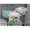 Image 1 : 3 Vintage Covered Casserole Dishes