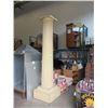 Image 1 : 10 Foot Tall Pillar on Casters