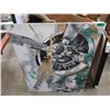 Image 1 : 40" x 50" Canvas Wall Art