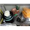 Image 1 : 8+ Pieces of Assorted Household Goods