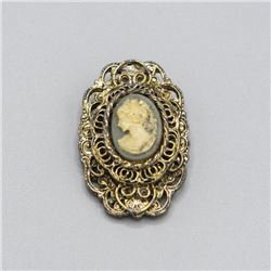 Gorgeous Cameo Pendant or Brooche Jewelry Piece