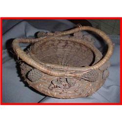 Antique Grass Coil Basket with Seedpods #986523