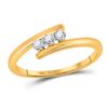 Image 1 : 1/10 CTW Round Diamond 3-stone Bridal Wedding Engagement Ring 10kt Yellow Gold - REF-10F8M