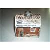 Image 1 : Figurine-Log Cabin Maple Syrup Tin #1024956