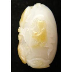 White Honey Jade Dragon Mouse Pendant Carving #981038