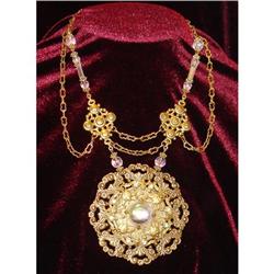 Chandelaine Medallion  Necklace #1023108