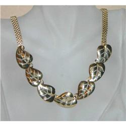 Gorgeous Victorian Mesh Foliage Necklace #1023421