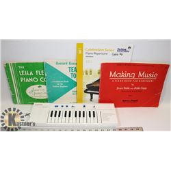 LLOYDS ELECTRONIC ORGAN WITH MUSIC BOOKS