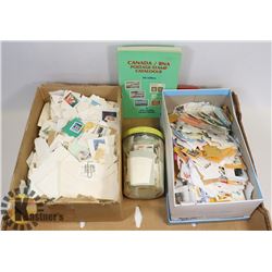 LARGE FLAT OF STAMPS AND A STAMP BOOK