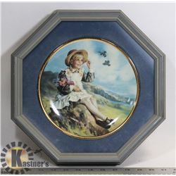 FRAMED OCTAGONAL GLASS COLLECTOR PLATE