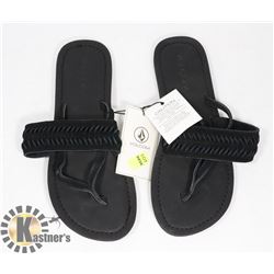 VOLCOM SANDALS SIZE 5