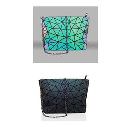 LUMINOUS PURSE WITH CHAIN STRAP