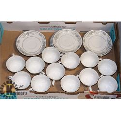 SET OF 12 TEA CUP/SAUCER-BANBURY INN