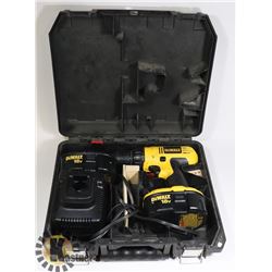 DEWALT 18V 3 PC DRILL & CHARGER