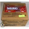 Image 1 : CASE WITH 24 250G BAGS OF TWIZZLER TWISTS