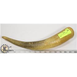 AUTHENTIC WELL USED ANIMAL HORN