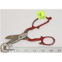 ANTIQUE SCISSORS WITH UNIQUE SHAPE DESIGN RED