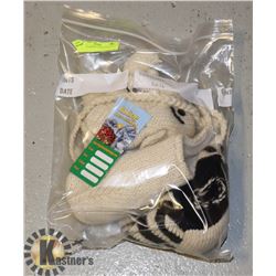 LOT OF 3 ANIMAL FACE TOQUES