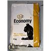 Image 1 : BAG OF ECONOMY CAT FOOD