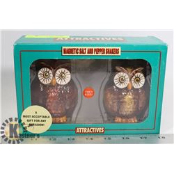 OWL SHAPE MAGNETIC SALT AND PEPPER SHAKER SET