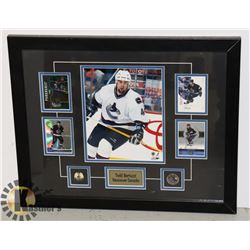 TODD BERTUZZI VANCOUVER CANUCKS FRAME PICTURE