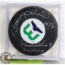 SIGNED GORDIE HOWE BOBBY HULL HARTFORD WHALER PUCK