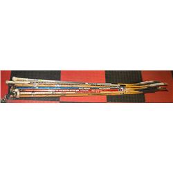 LOT OF 7 WOOD HOCKEY STICKS. SPORTS