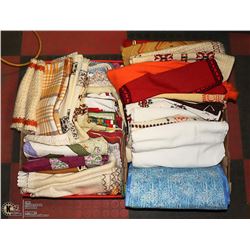 FLAT OF VINTAGE GERMAN DOLLIES VARIETY