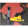 Image 1 : DEWALT FLOORING STAPLER
